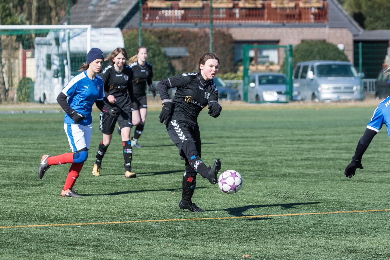 Bild 160 - B-Juniorinnen Halbfinale SVHU - Holstein Kiel : Ergebnis: 3:0